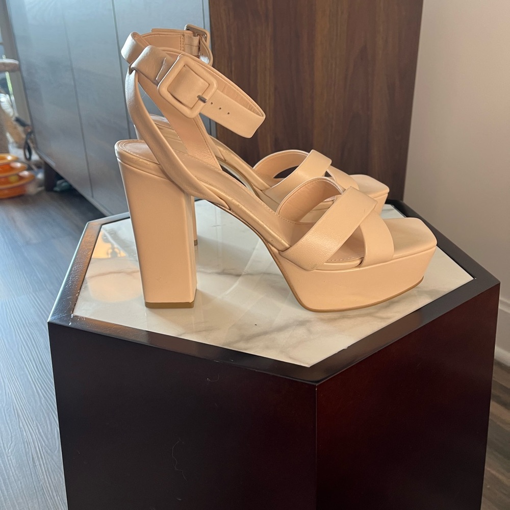 Marc Fisher LTD Women's Faril Light Pink Platform Heeled Sandal US 10